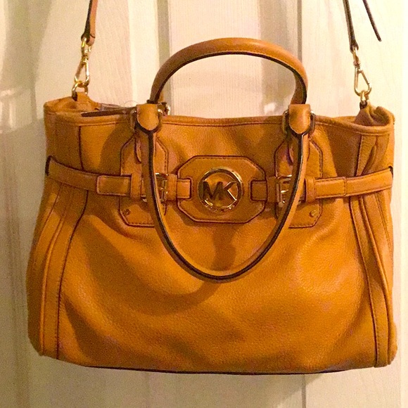 MICHAEL KORS, HUDSON”.Leather Tote💕 - Picture 1 of 5